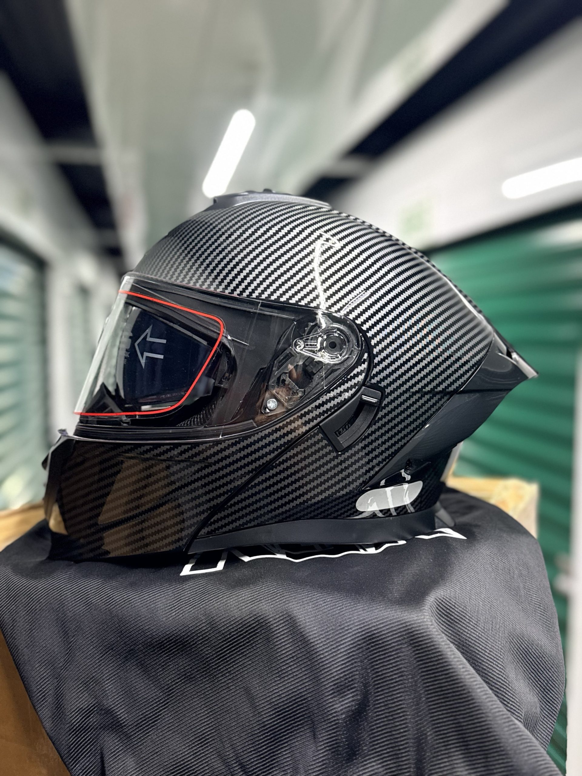 Casco Modular Abatible diseño Fibra de Carbono - Doble Visor Black - Imagen 3