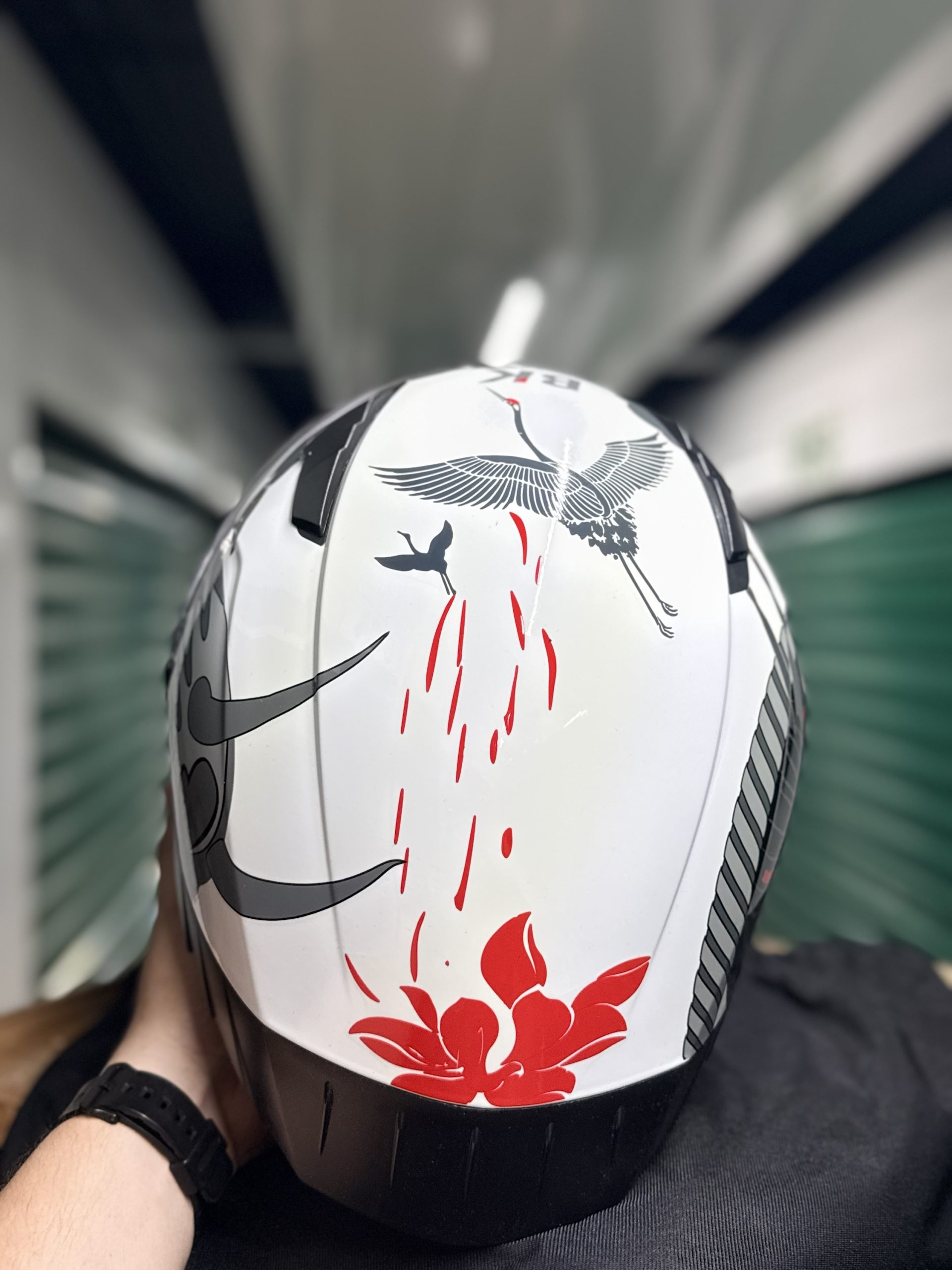 Casco Integral de Motocicleta con Diseño Oni Oni - Protección y Estilo para tus Aventuras sobre Ruedas - Imagen 3